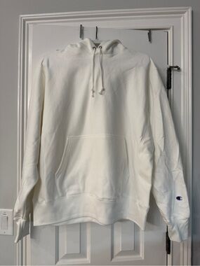 Champion Men’s White Hoodie - Large
